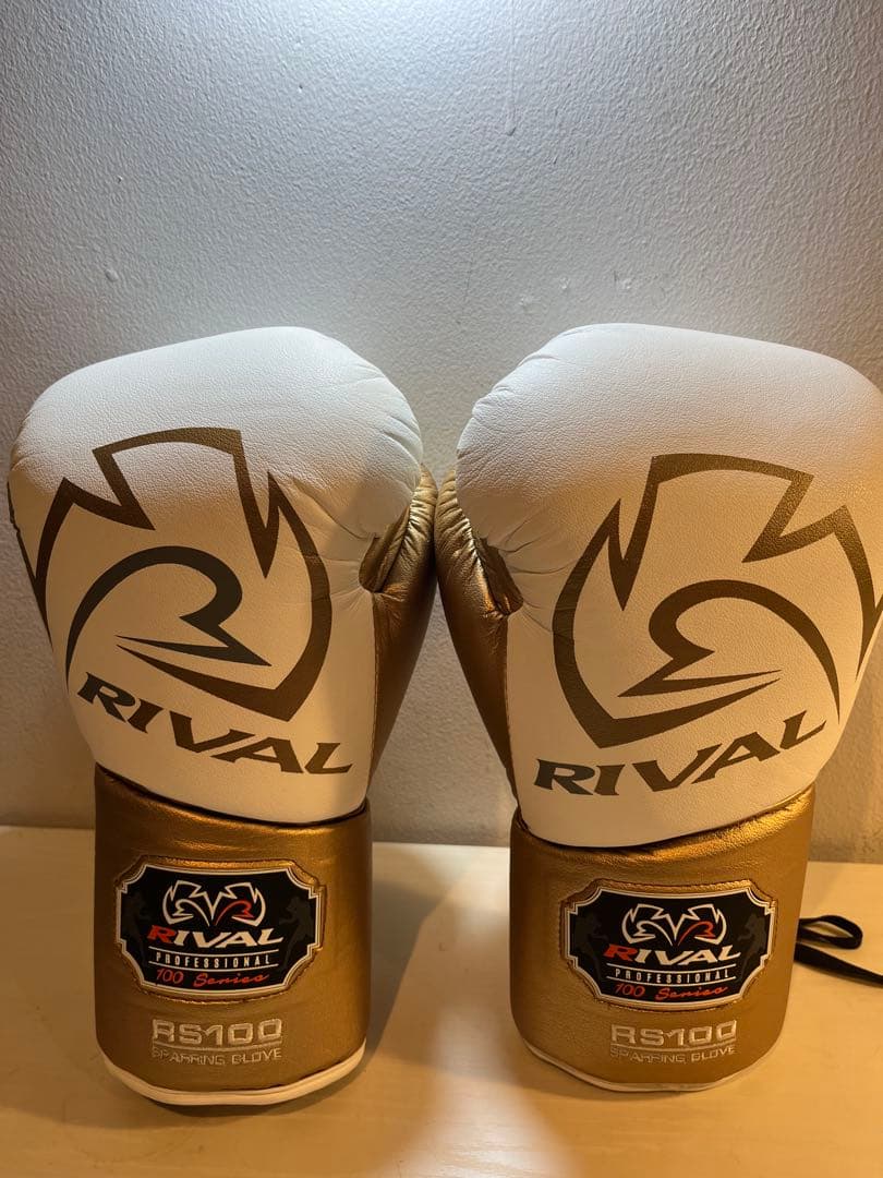 【限定値下げ中】RIVAL RS100 SPARRING GLOVE 14oz