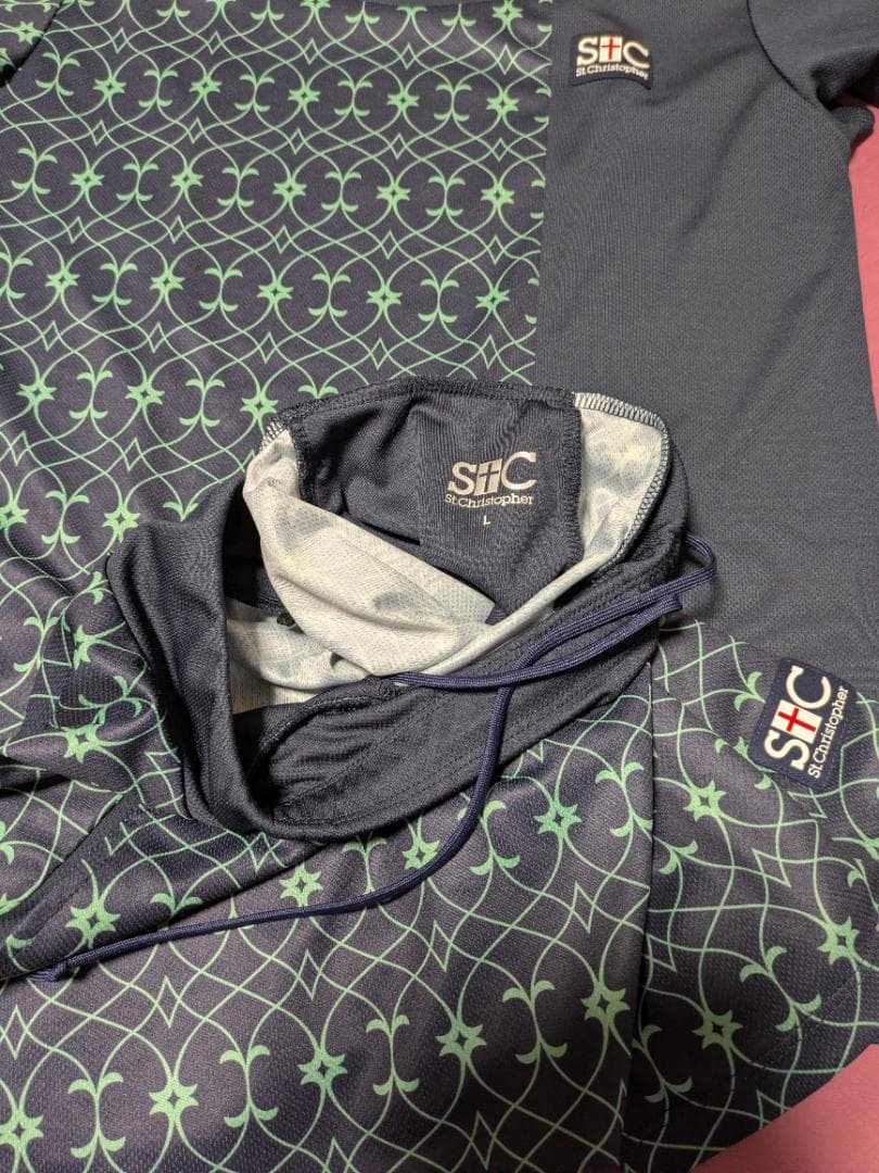 SIC テニスウェア Lサイズ 幾何学模様