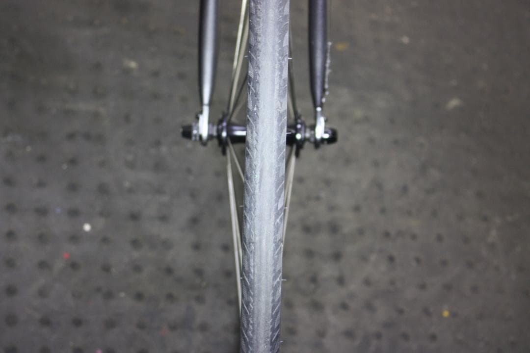 GIANT ESCAPE R3 700C 24速 500mm GREY クロス