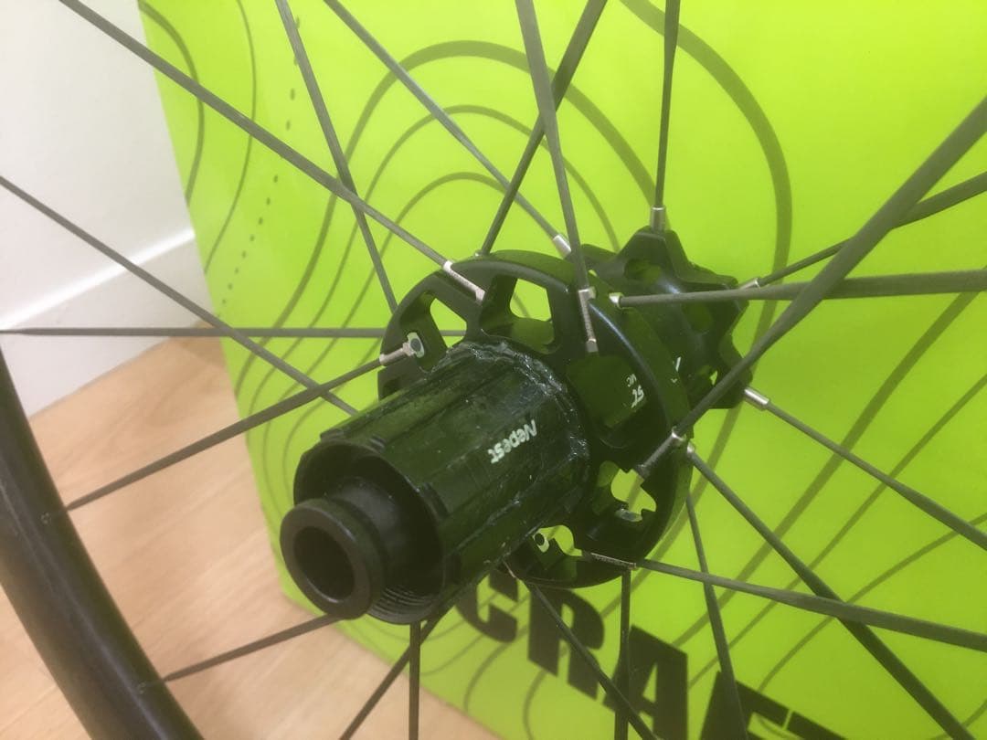 再値下 美品 Nepest NOVA 45 Shimanoフリー(おまけ付き)