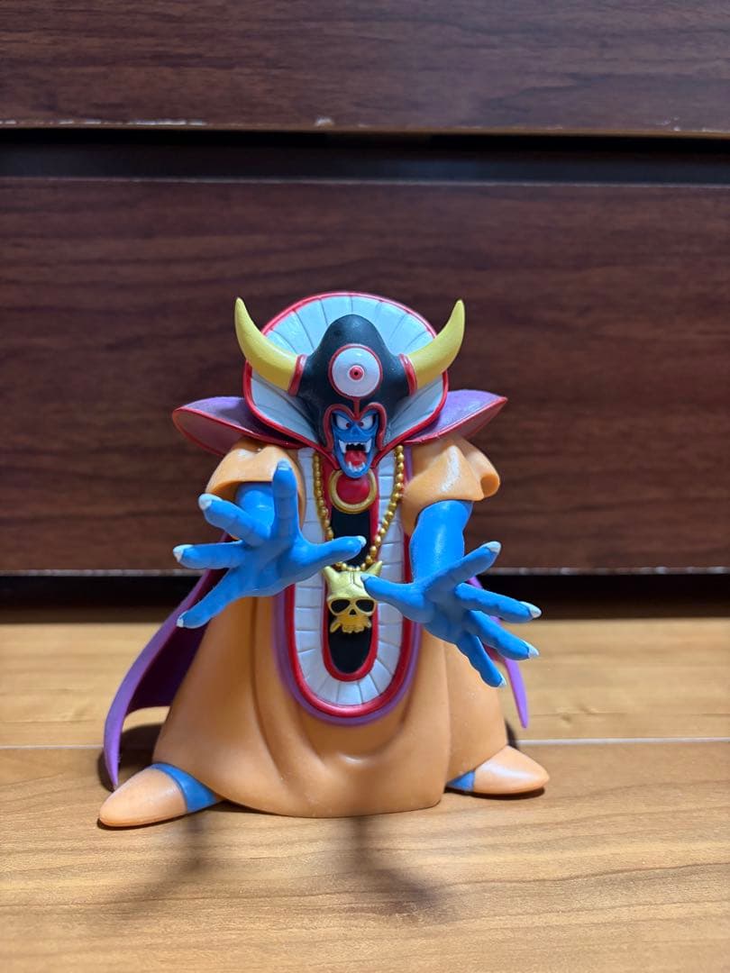 ドラゴンクエスト　フィギュア　4体セット　りゅうおう、シドー、ゾーマ