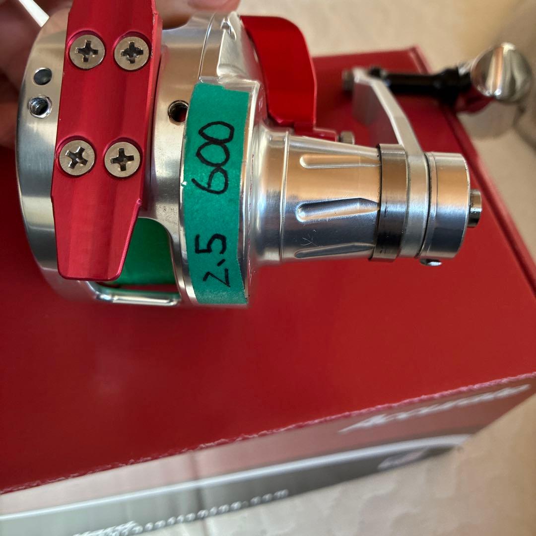 Accurate Valiant 600N ベイトリール