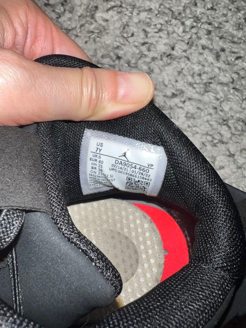 NIKE ナイキ　エア ジョーダン36 GS DA9054-660 希少　レア