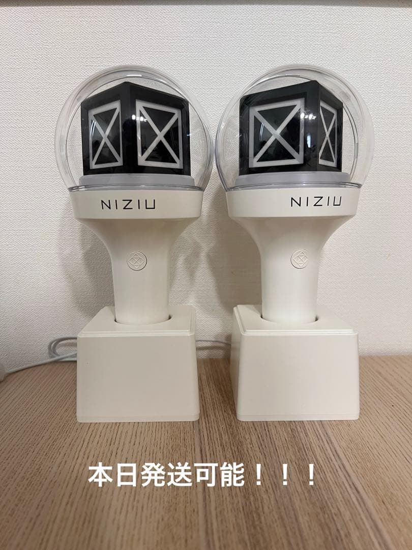 NIZIU オフィシャルライトスティック 2本セット
