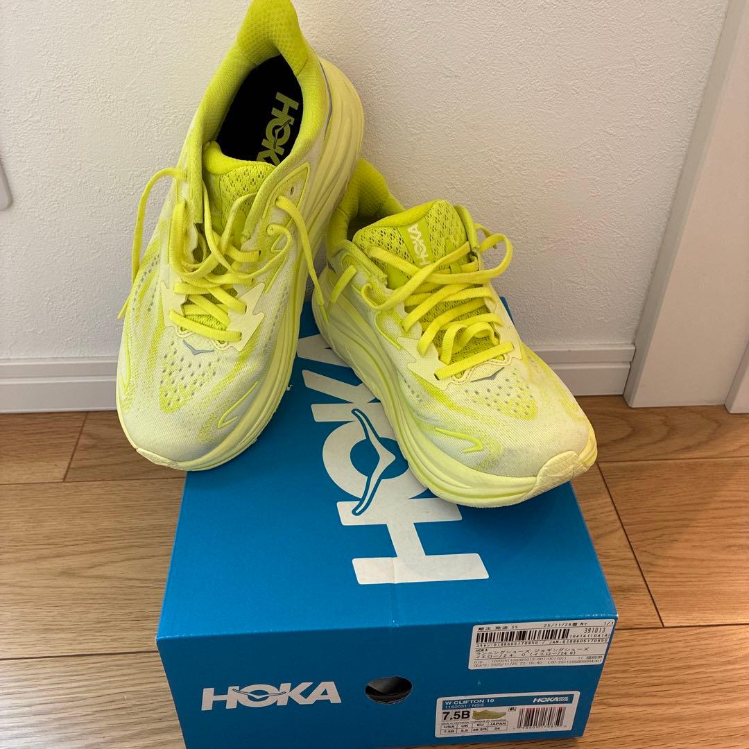 HOKA ホカ　ランニングシューズ　24 7.5B イエロー