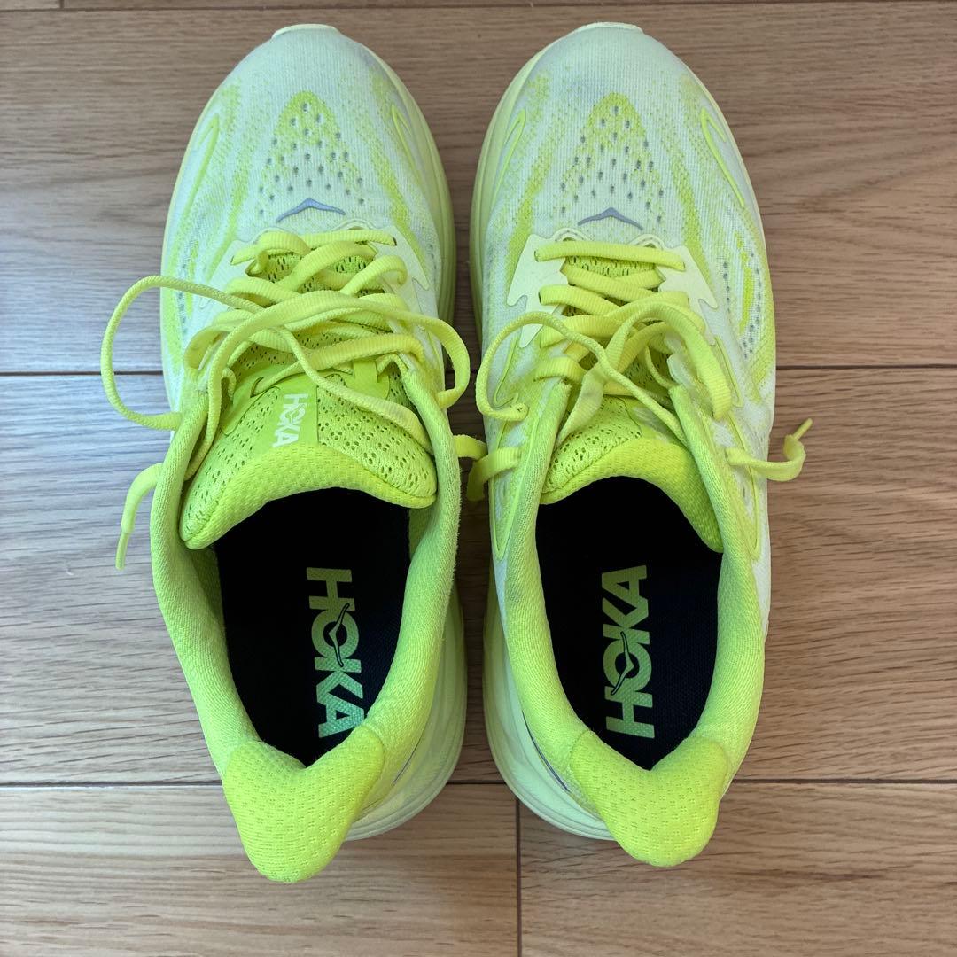 HOKA ホカ　ランニングシューズ　24 7.5B イエロー