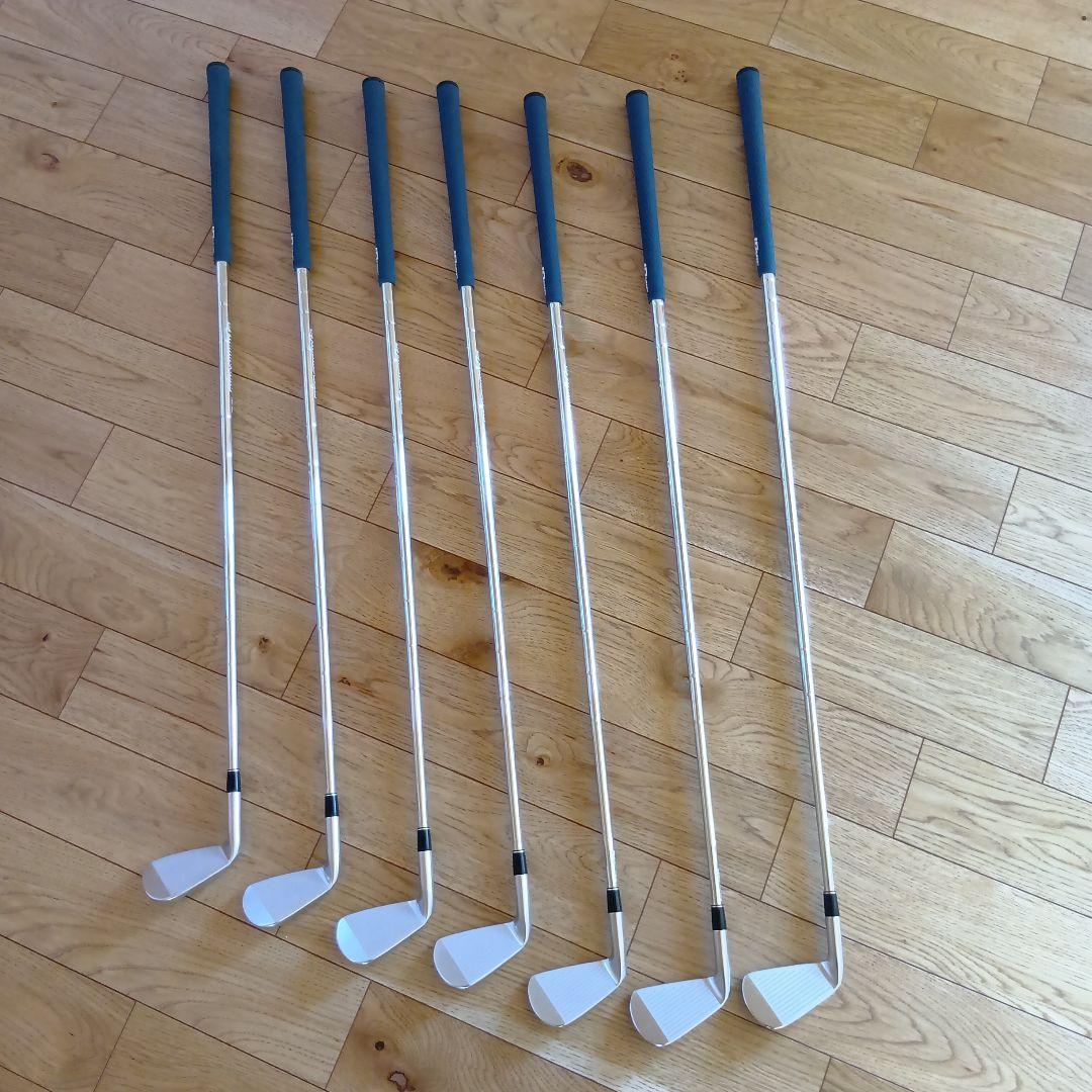 Srixon ZXi5(4.5)とZXi7(6〜P)のコンポアイアンセット 7本