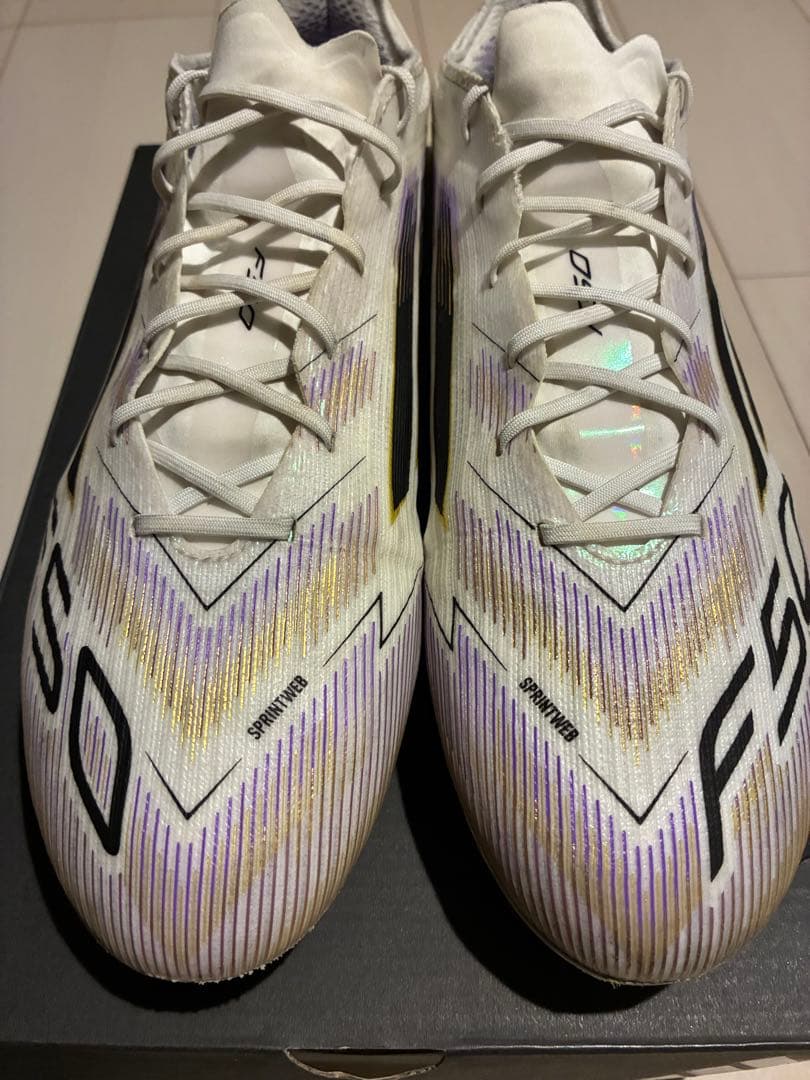 F50 ELITE AG スパイク