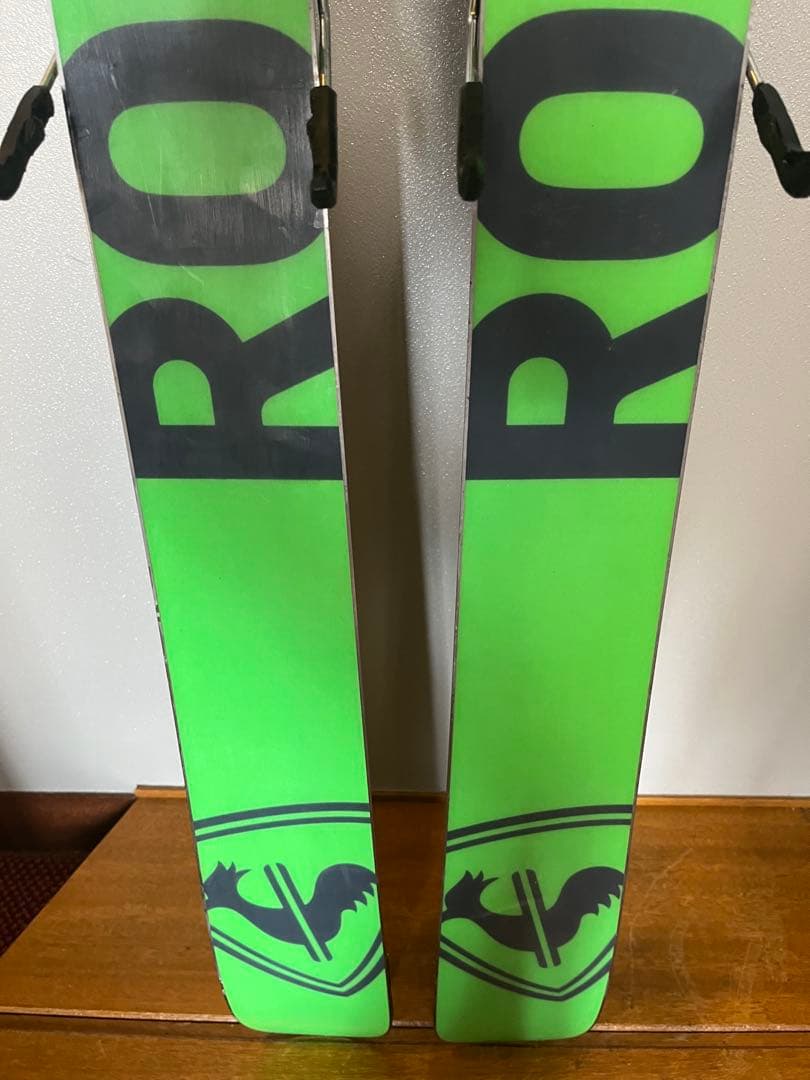 スキー板　ロシニョール　blackops 182cm