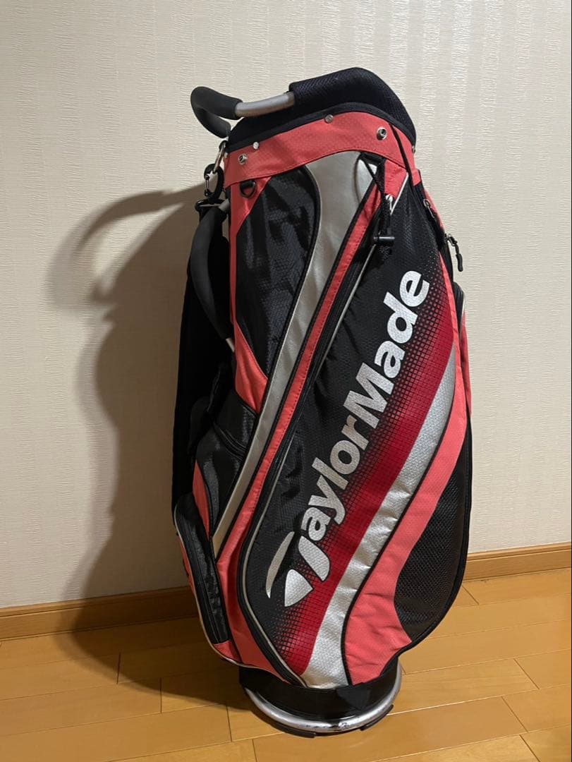 テーラーメイド軽量キャディーバック