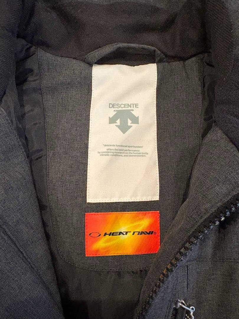 【DESCENTE・スキー＆スノボウェア上下】グレー＆ブラックS