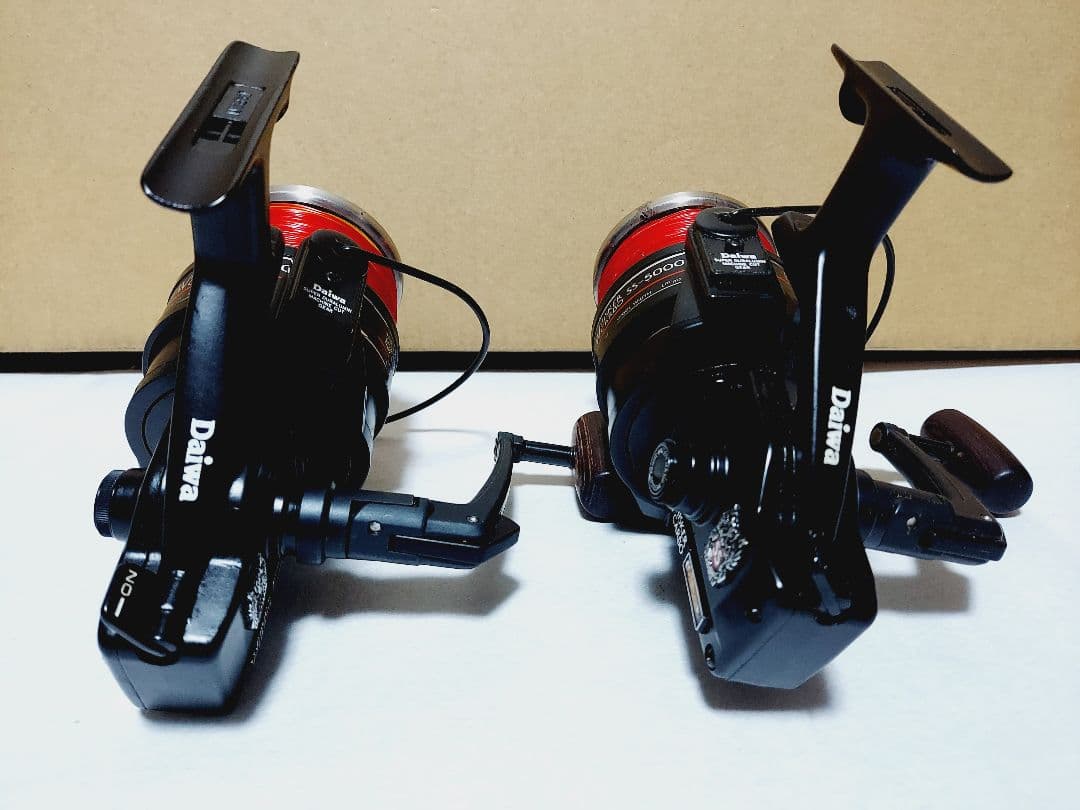 2台セット Daiwa ウィスカーカーボ SS-5000 鯉釣り 鯉竿