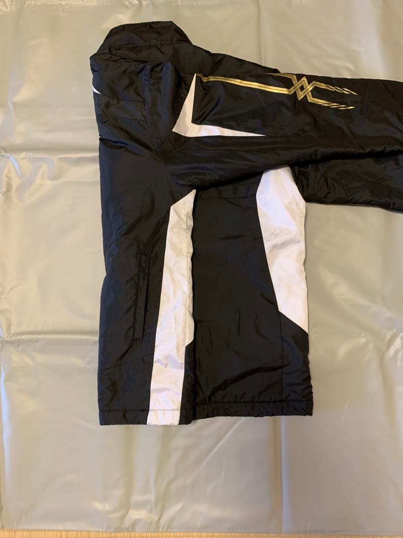 Mizuno ブレスサーモ　中綿入りウォーマーシャツ&パンツ上下セット