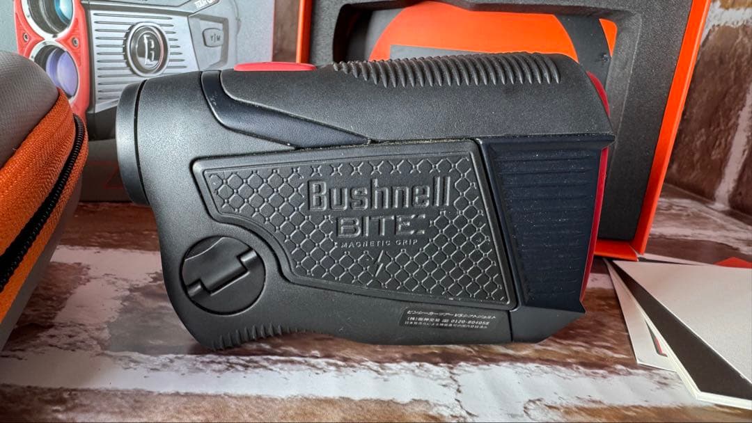 Bushnell Tour V5 ゴルフ用距離計　ブッシュネル