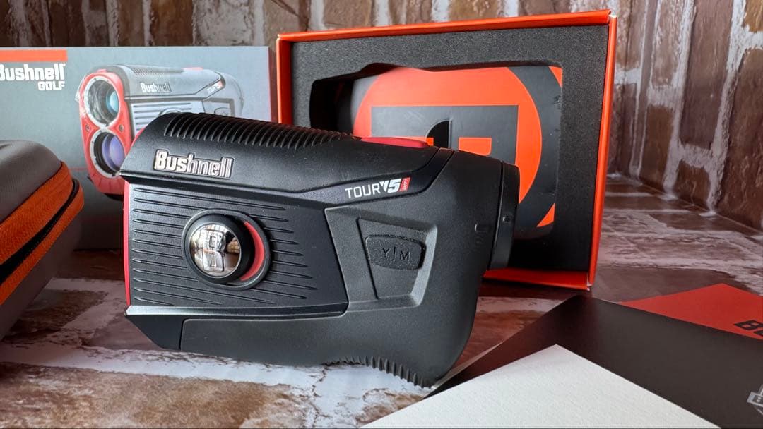 Bushnell Tour V5 ゴルフ用距離計　ブッシュネル