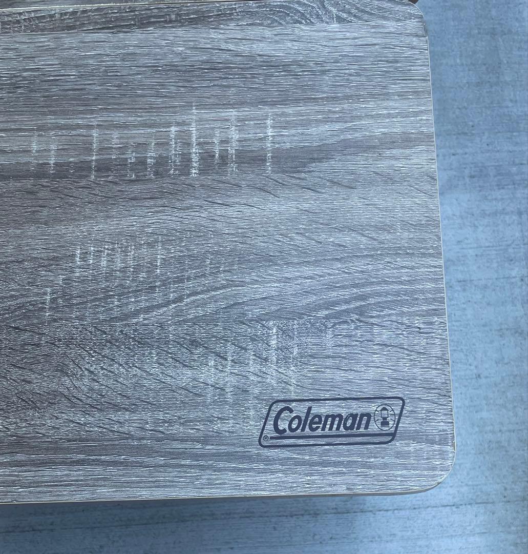Coleman 折りたたみ式テーブル 木目調