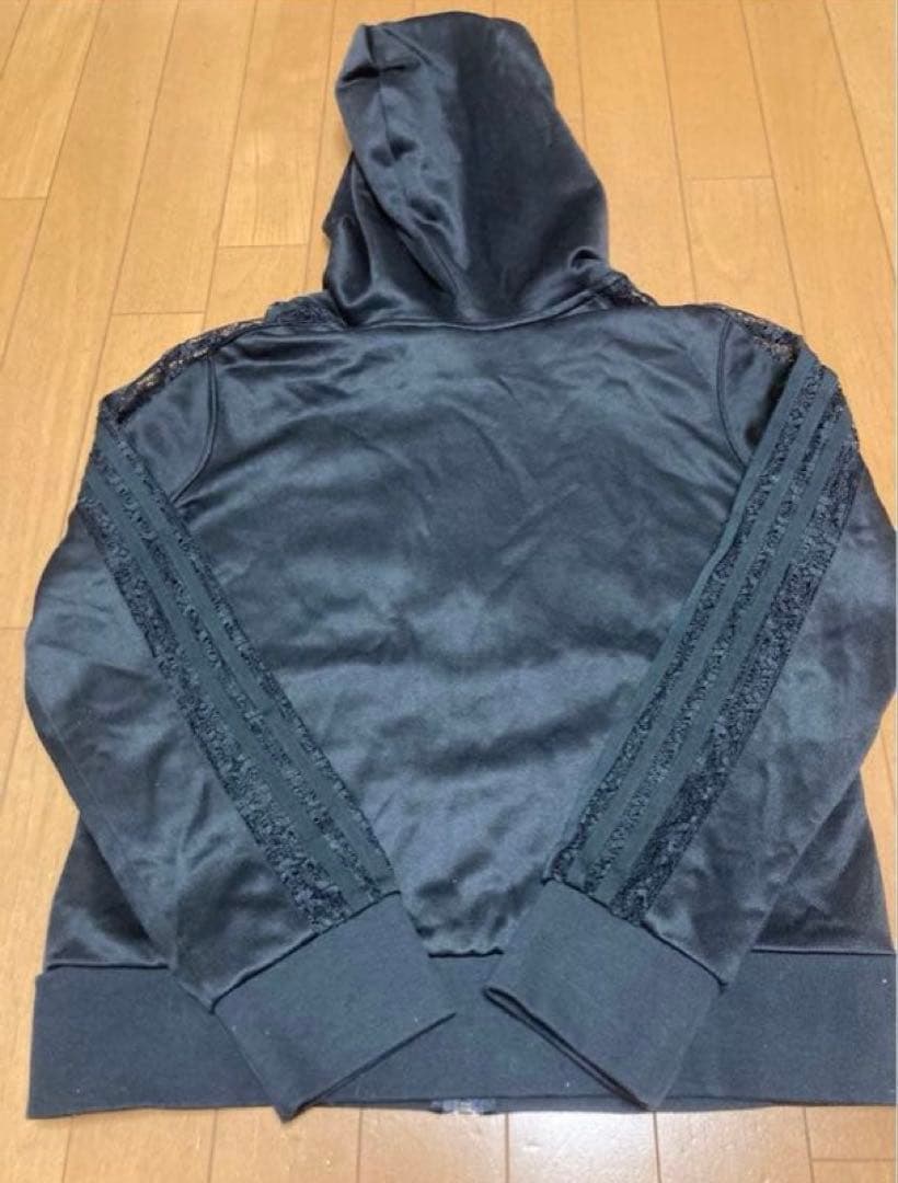 アディダス　レース　ライン ジップアップ フーディ　M 完売品　黒