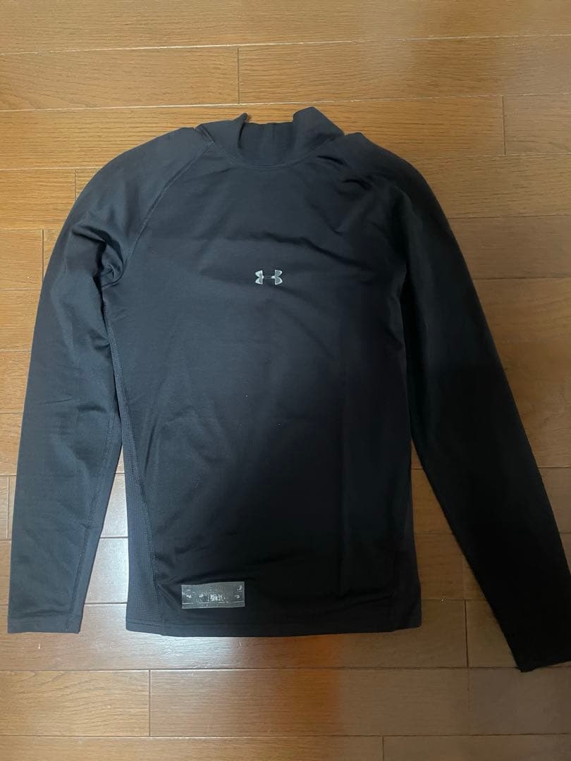 サッカー練習着　ソックス　ヘリーハンセン水着