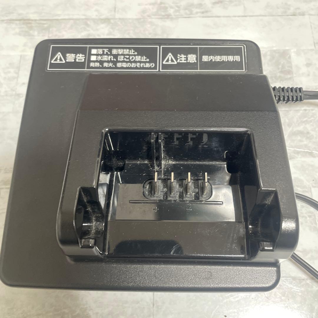 [即購入可]パナソニック電動アシスト自転車バッテリー充電器 NKJ074Z2