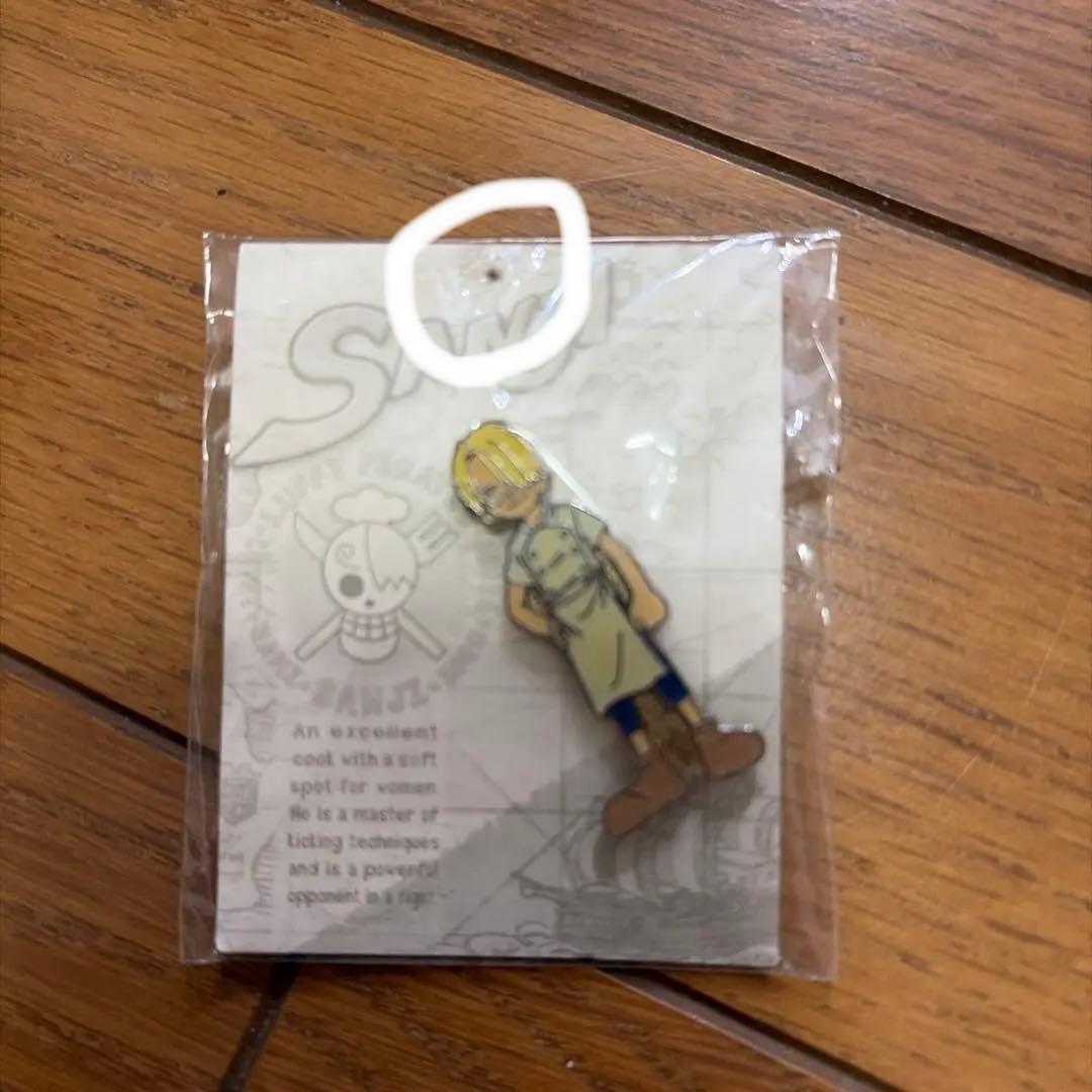 ワンピース ONE PIECE 4個セット　ピンバッジ