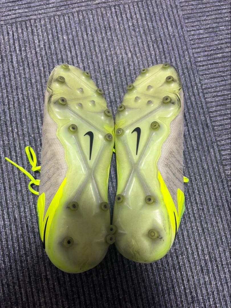 NIKEファントム