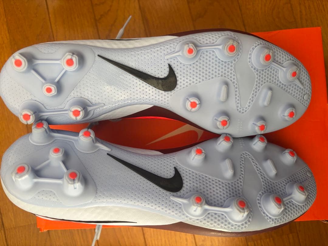 【完全未使用】サッカースパイク NIKE ファントム6 AC HG 27.5cm