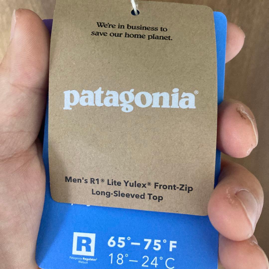 Patagonia パタゴニア　 フロントジップタッパー　Lサイズ