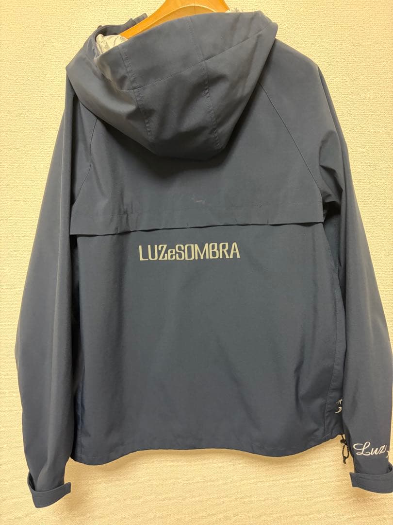 Luz e Sombra ネイビー ウィンドブレーカー M