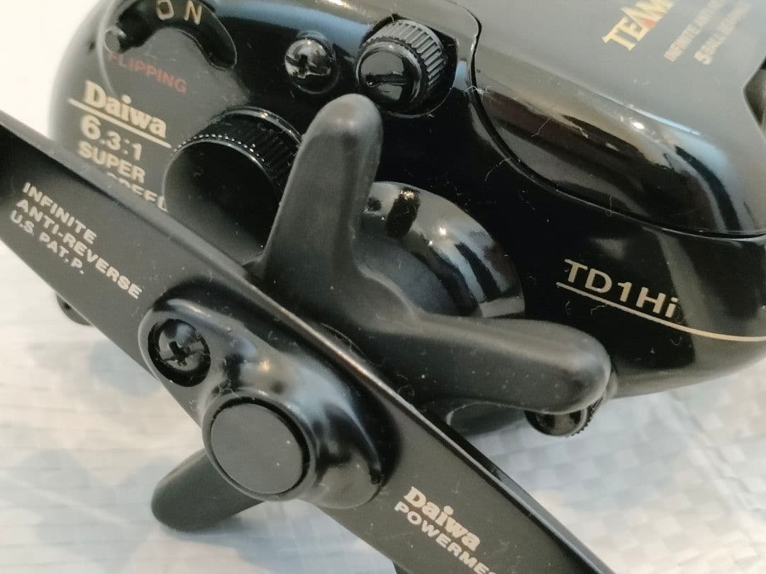 ダイワ　ベイトリール TD1Hi＋スピニングリール ST-500RD 2点セット