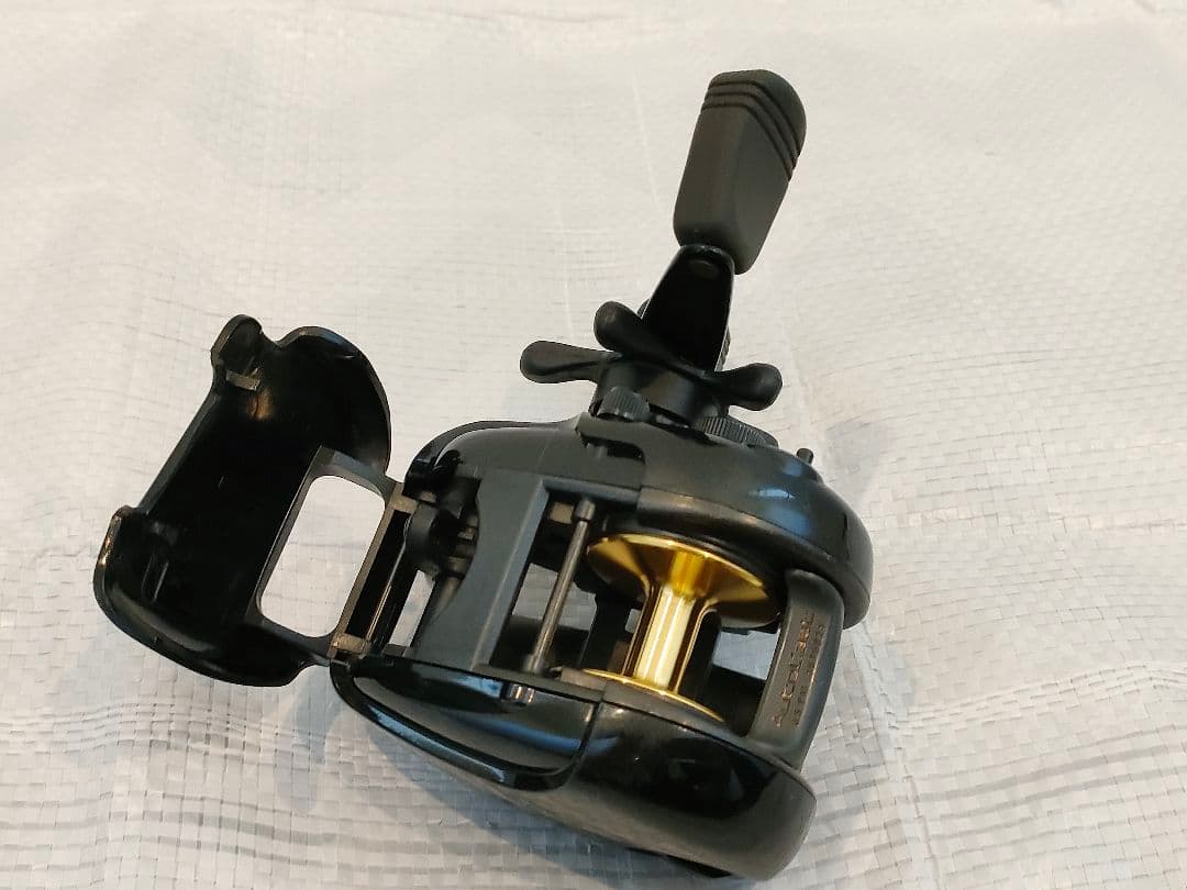 ダイワ　ベイトリール TD1Hi＋スピニングリール ST-500RD 2点セット