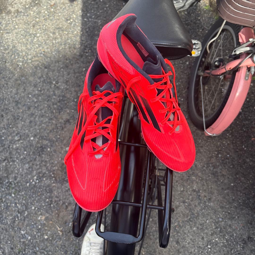 adidas F50リーグモデル　　レッド スパイクシューズ hg/ag