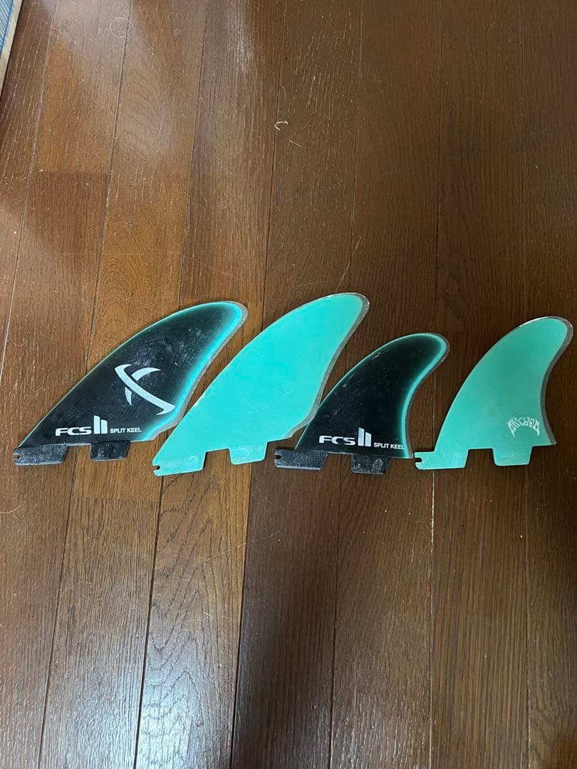中古　FCS2 LOST SPLIT KEEL 4フィン　クワッドフィン