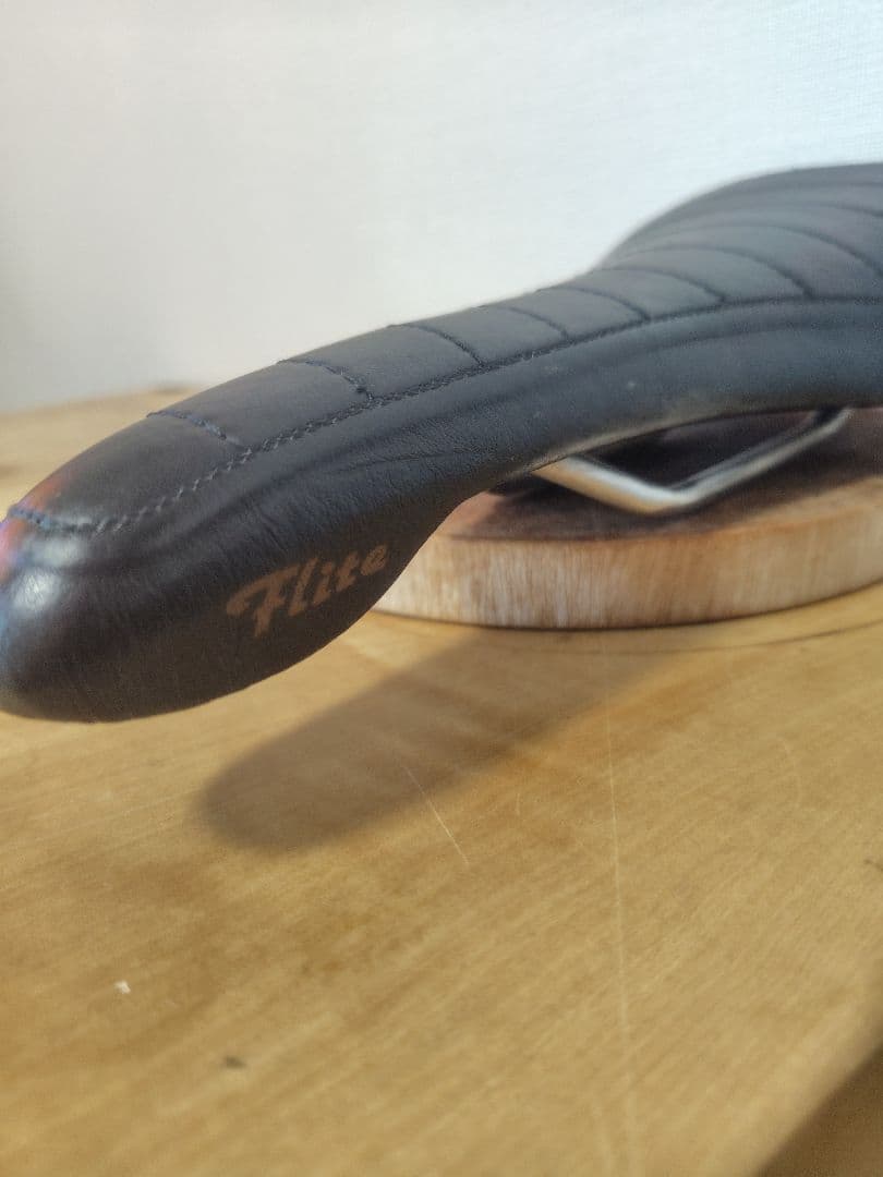 Selle Italia flite bonny サドル