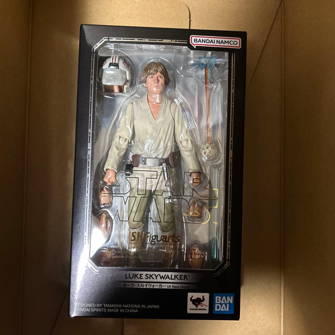 s.h.フィギュアーツ　スターウォーズ　3体セット　ルーク　R2D2 C3PO