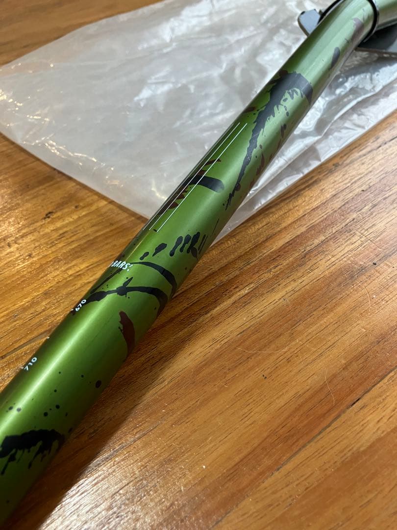 DMR WINGBAR Liquid Camo 31.8 ハンドル