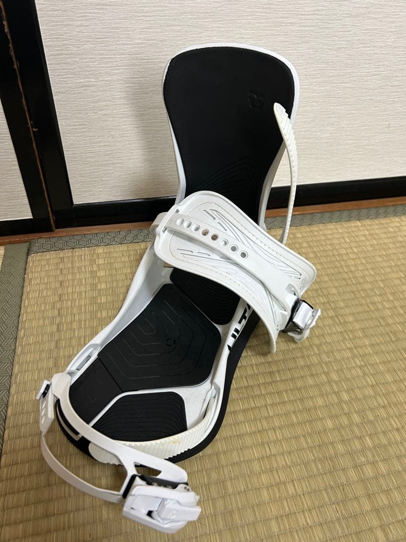 UNION スノーボードビンディング Mサイズ ホワイト