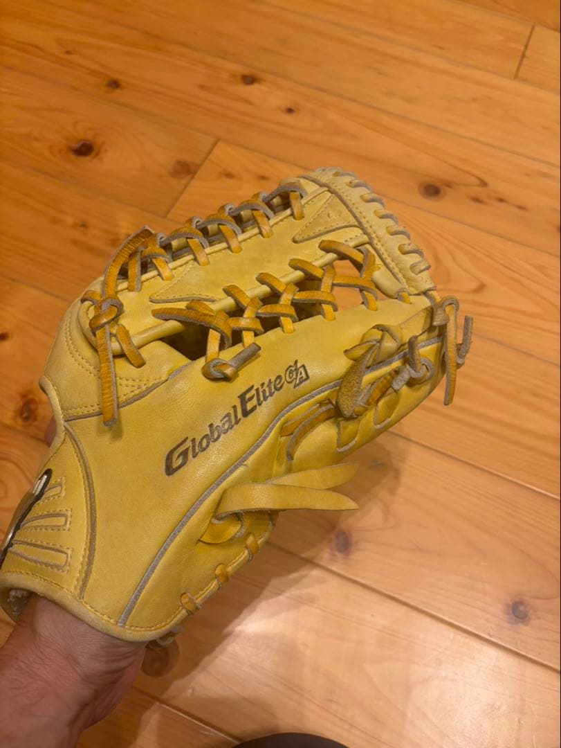 グローバルエリート 軟式　外野手用