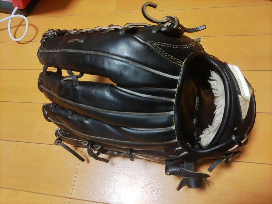 ミズノグローバルエリート　美品　 外野用軟式グローブ 黒 サイズ18N