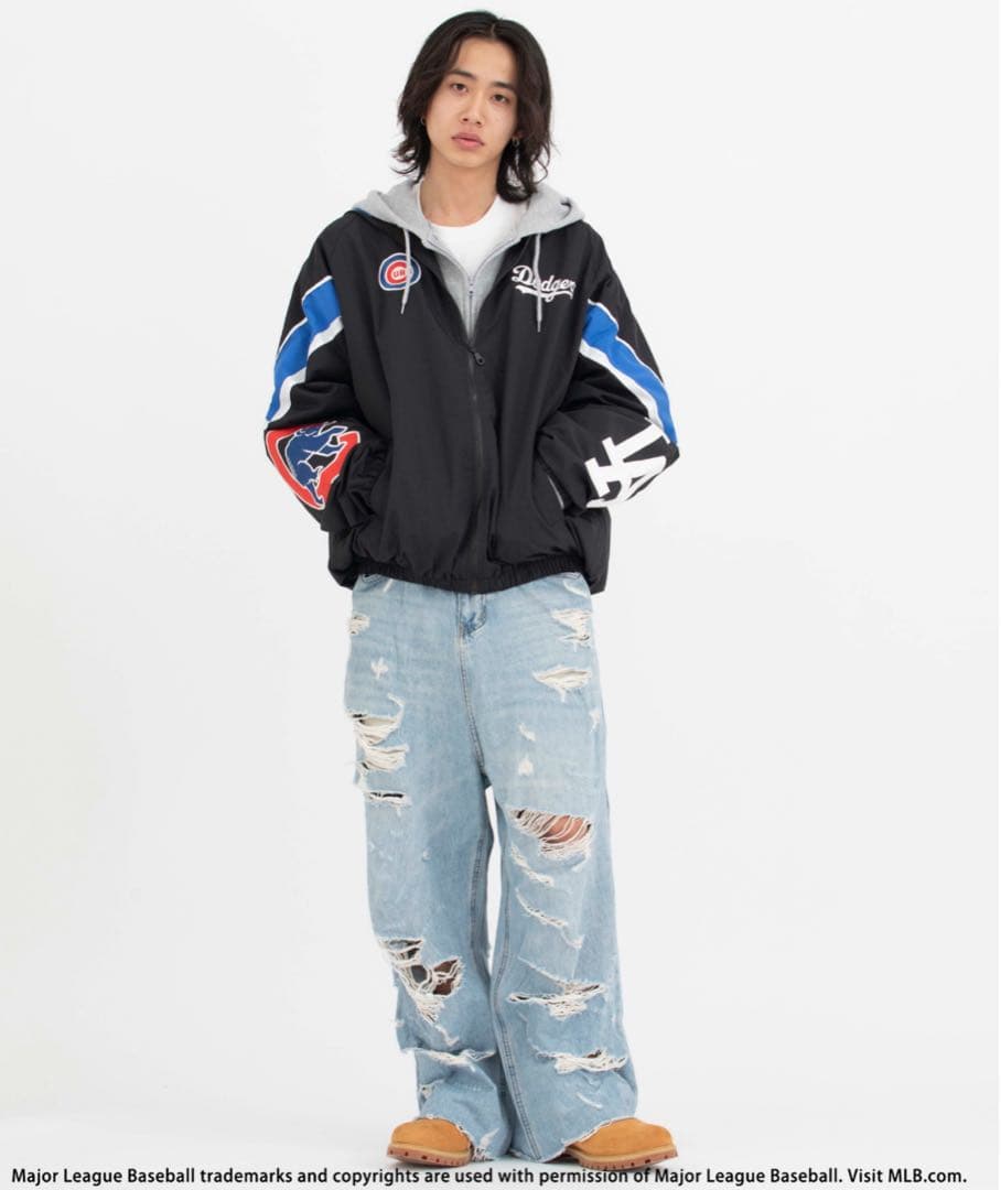 完売品　新品　MLB TOKYO SERIES 2025 配色ナイロンジャケット