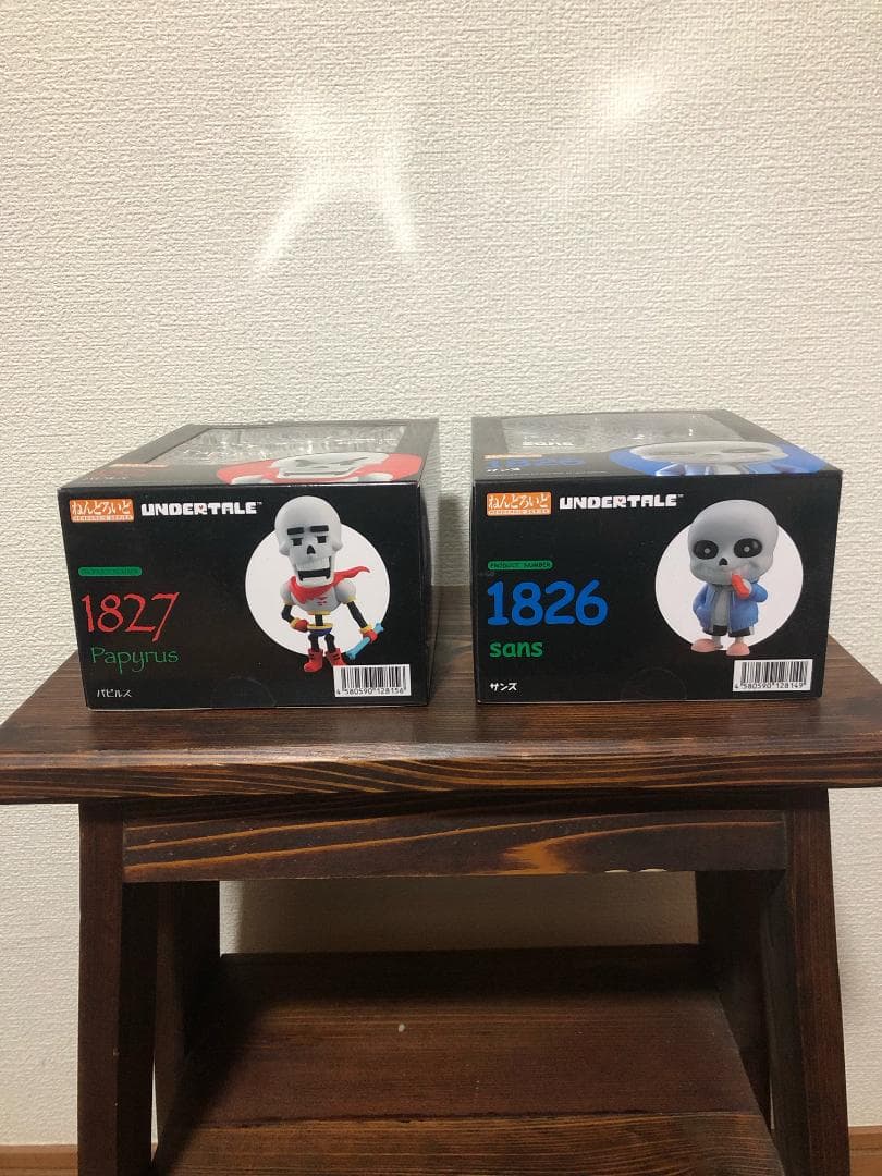 新品未開封　UNDERTALE ねんどろいど Papyrus & Sans