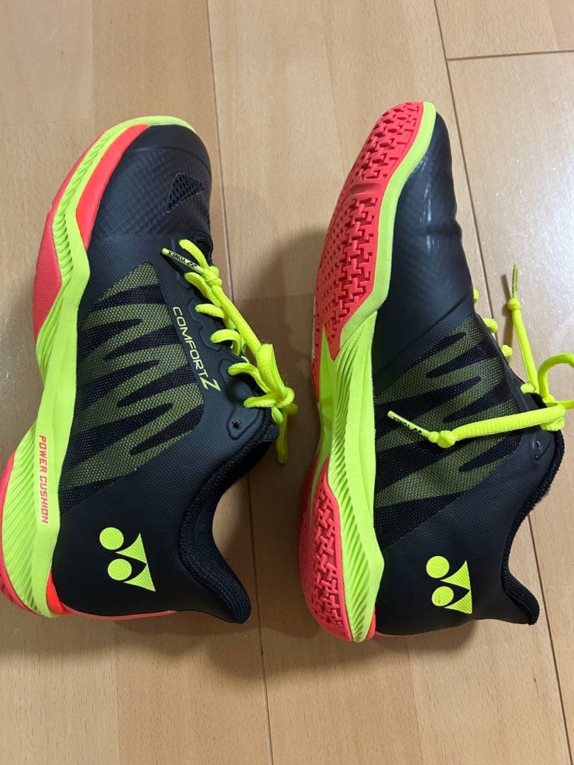 YONEX バドミントンシューズ　パワークッション　コンフォートZ 23.5