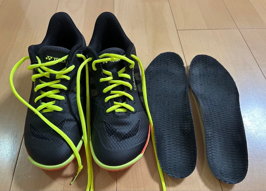 YONEX バドミントンシューズ　パワークッション　コンフォートZ 23.5