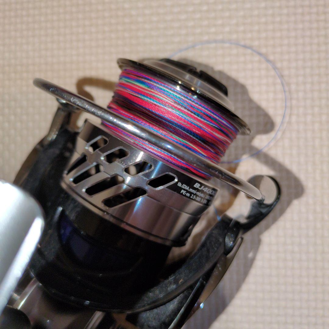 DAIWA 17 SALTIGA BJ4000 スピニングリール