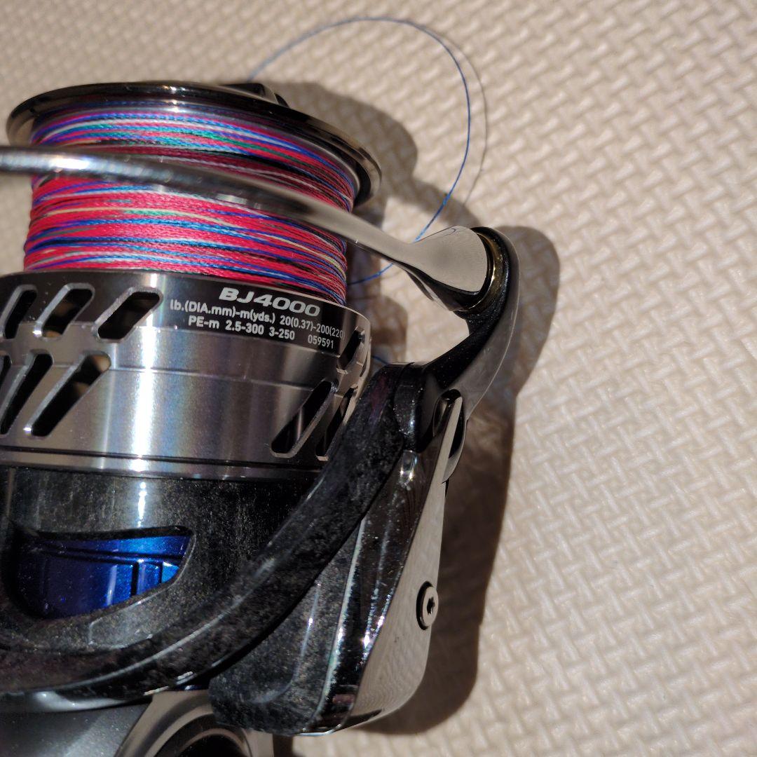 DAIWA 17 SALTIGA BJ4000 スピニングリール