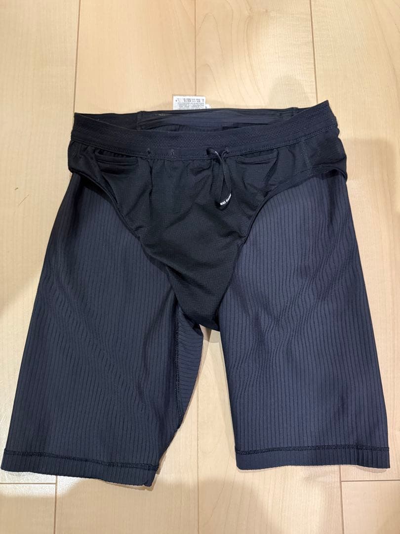 Nike エアロスイフト　ハーフタイツ S ブラック