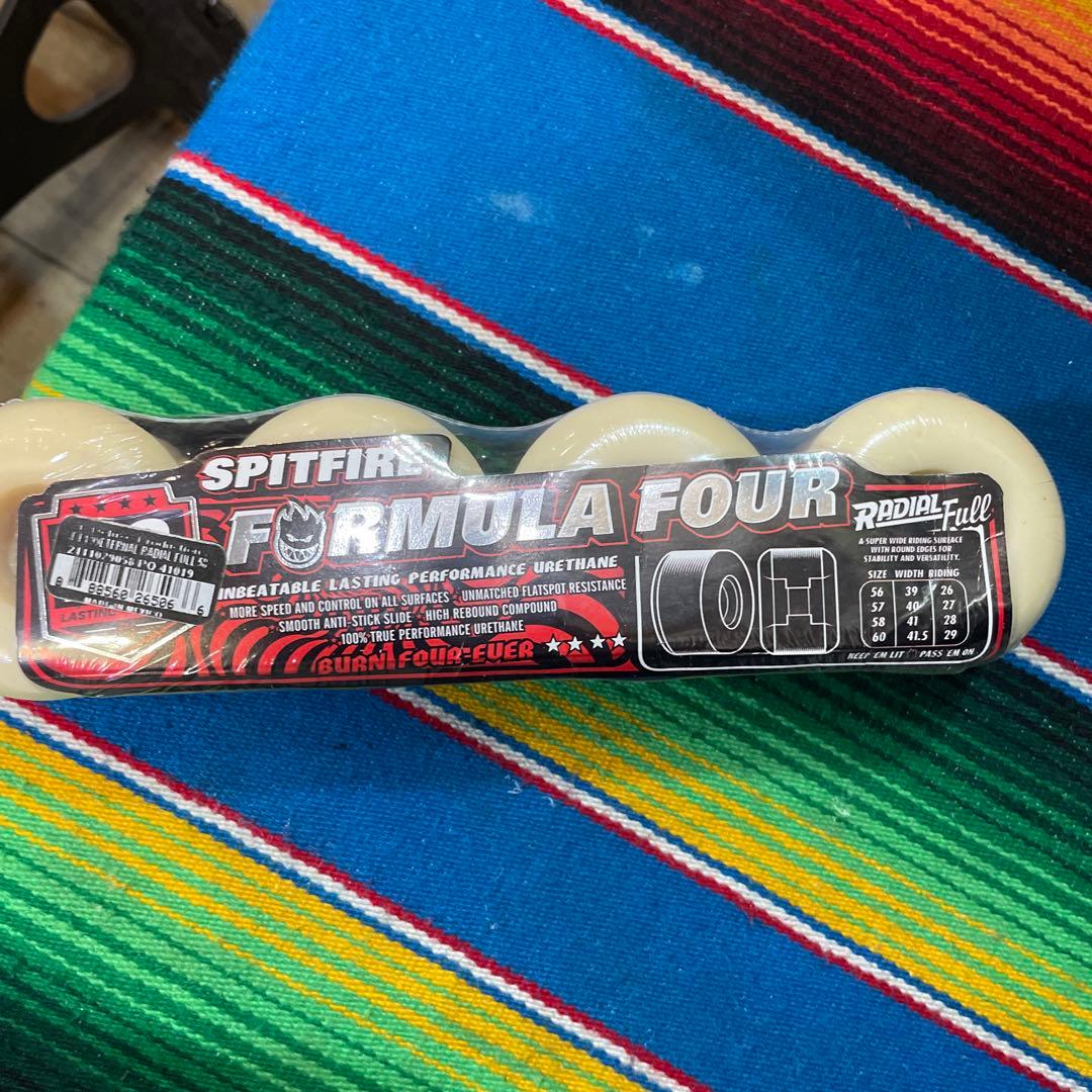 スケートボード SPITFIRE FORMULA FOUR 58mm99DRadial Full