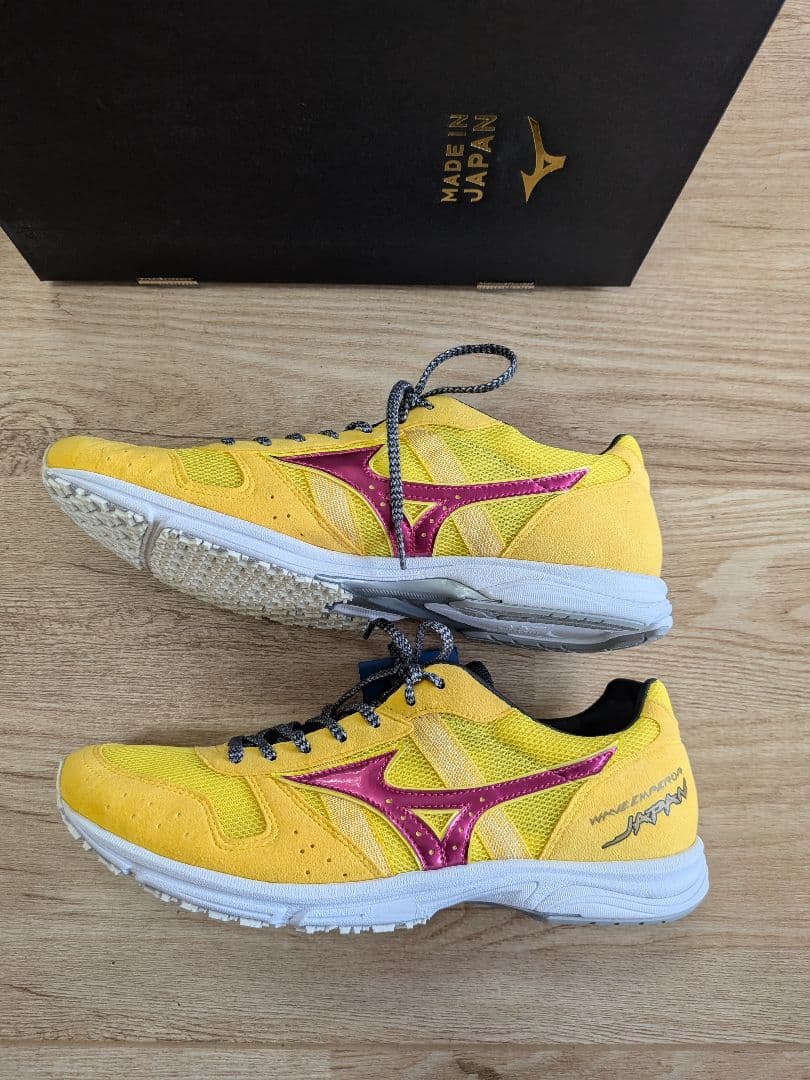 Mizuno ウエーブエンペラージャパン4 26.5cm イエロー　新品未使用