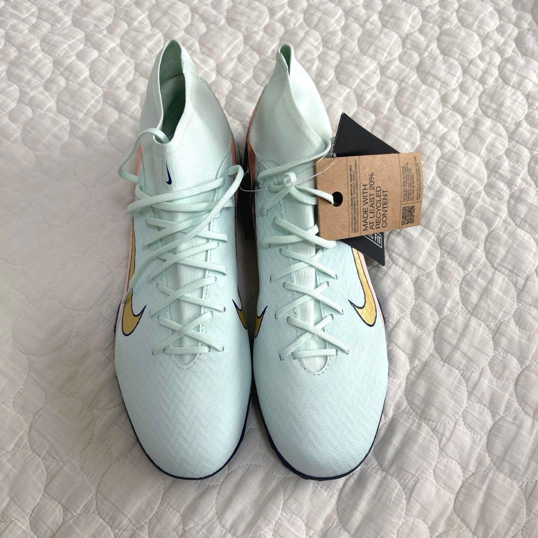 NIKE サッカーシューズ　28センチ