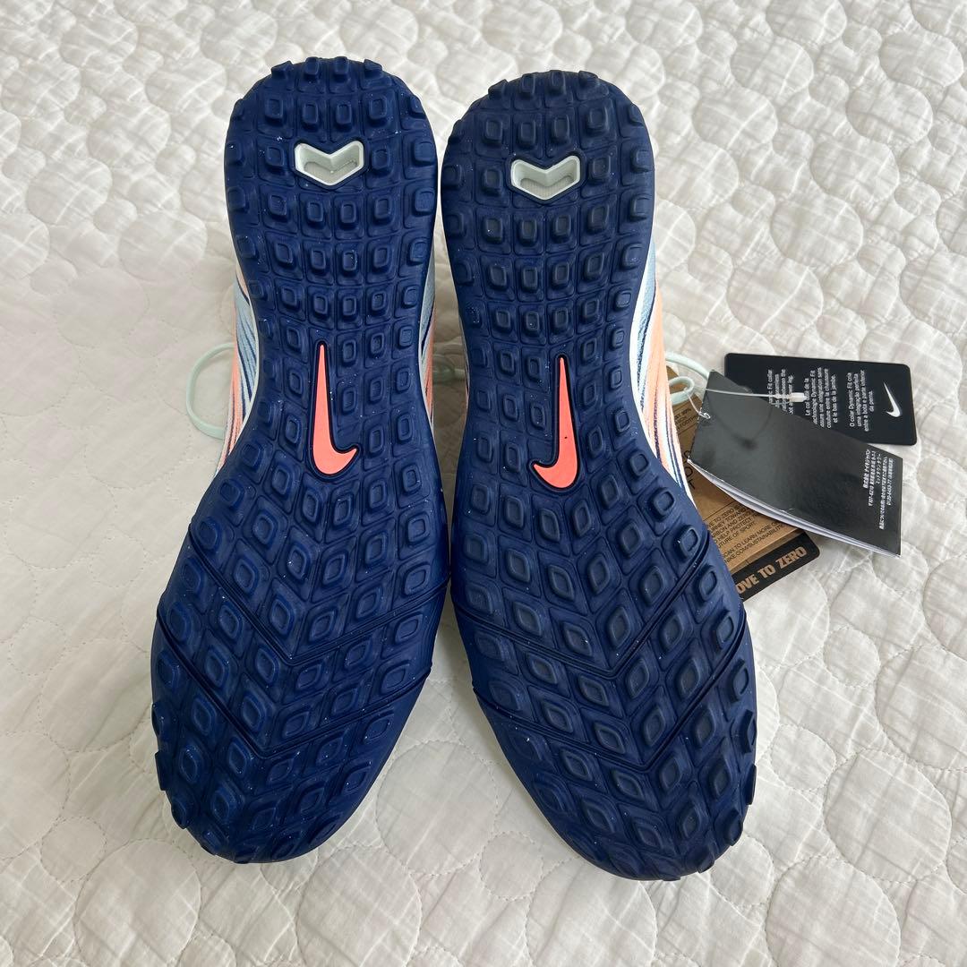 NIKE サッカーシューズ　28センチ