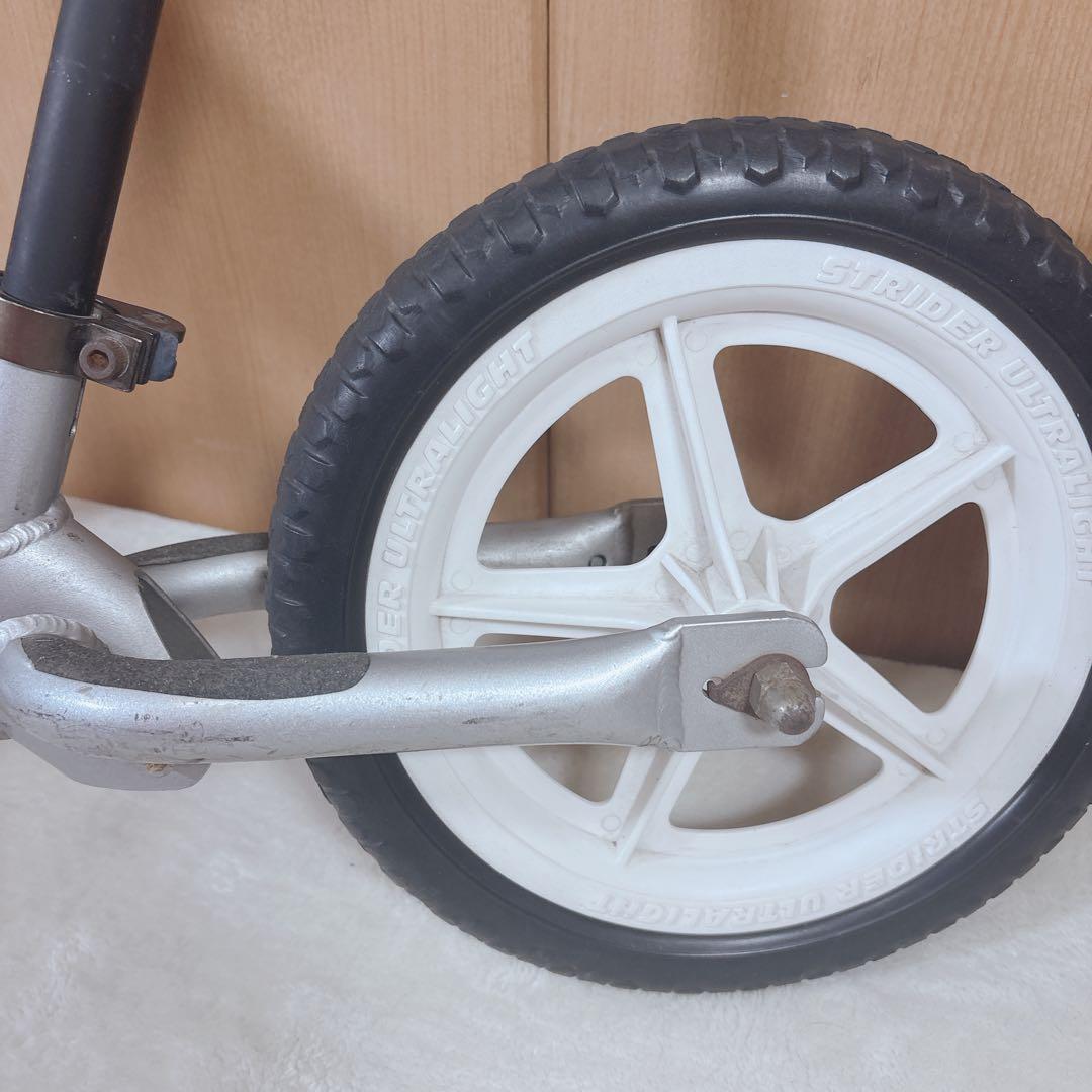 ストライダー プロ 12 STRIDER PRO 12 シルバー　軽量